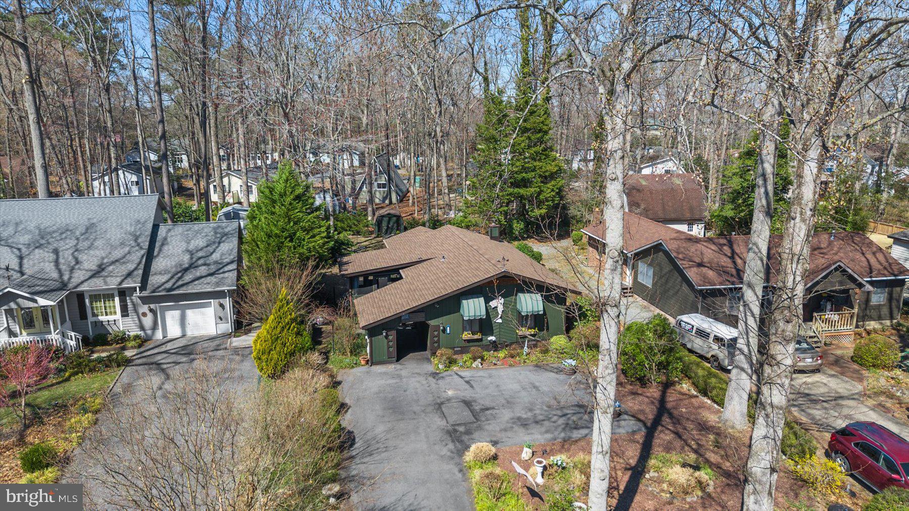 13 SLOOP LANE