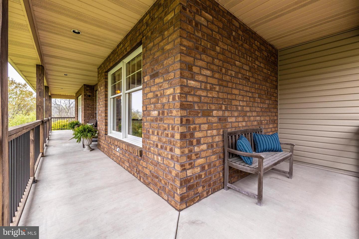 425 Dicks Dam ROAD