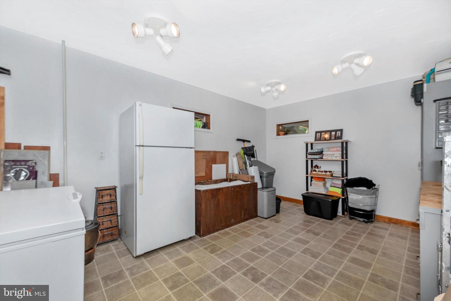 1058 Pickett DRIVE