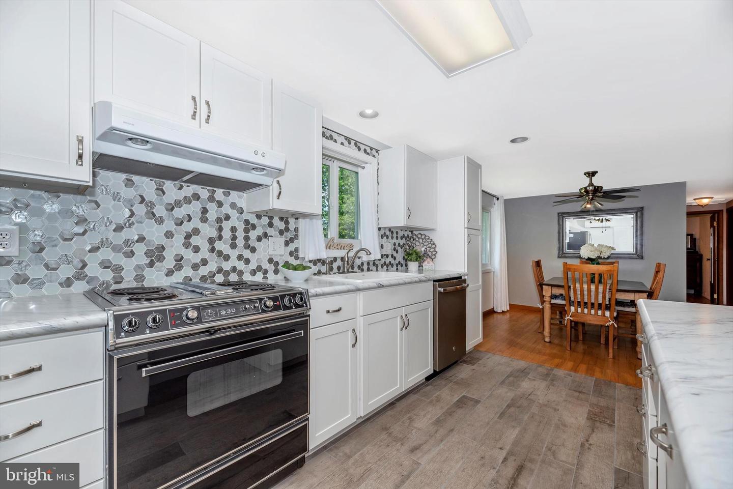 1058 Pickett DRIVE