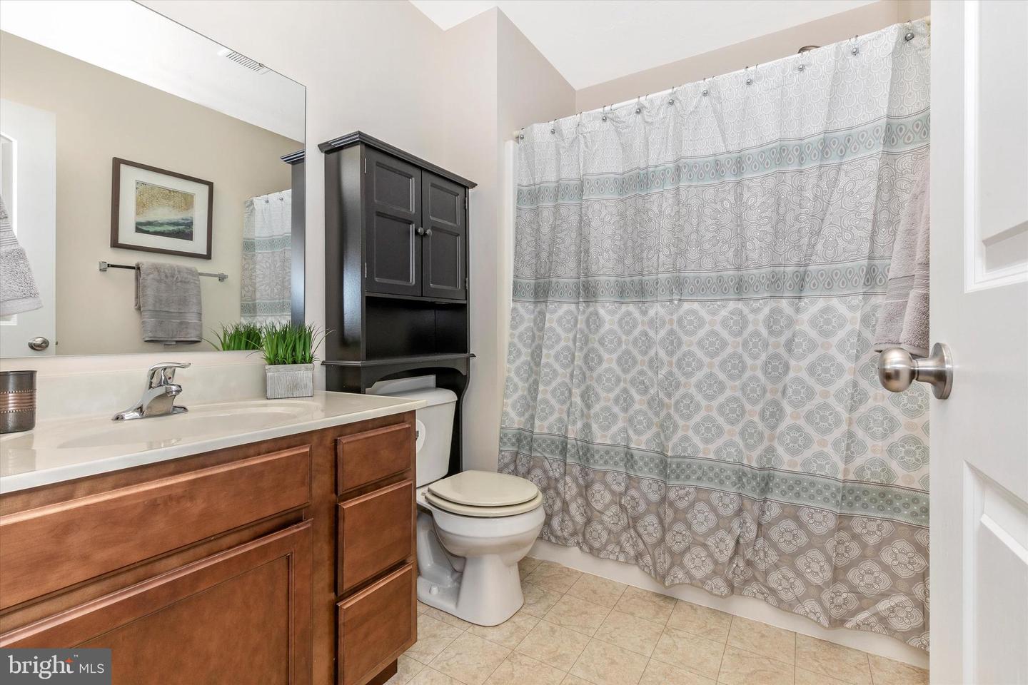 285 W Crest View LANE