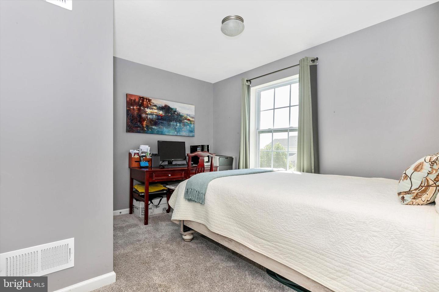 285 W Crest View LANE