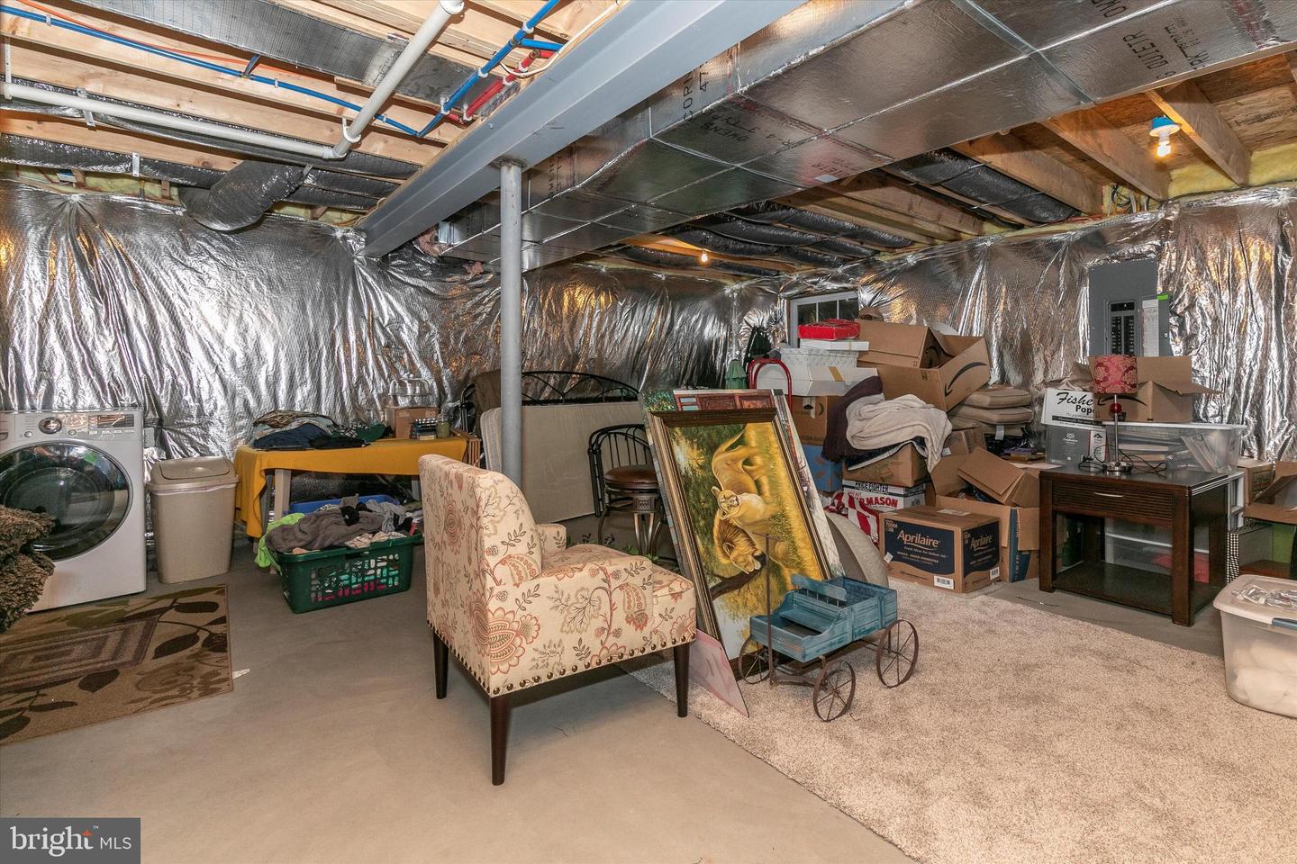 285 W Crest View LANE