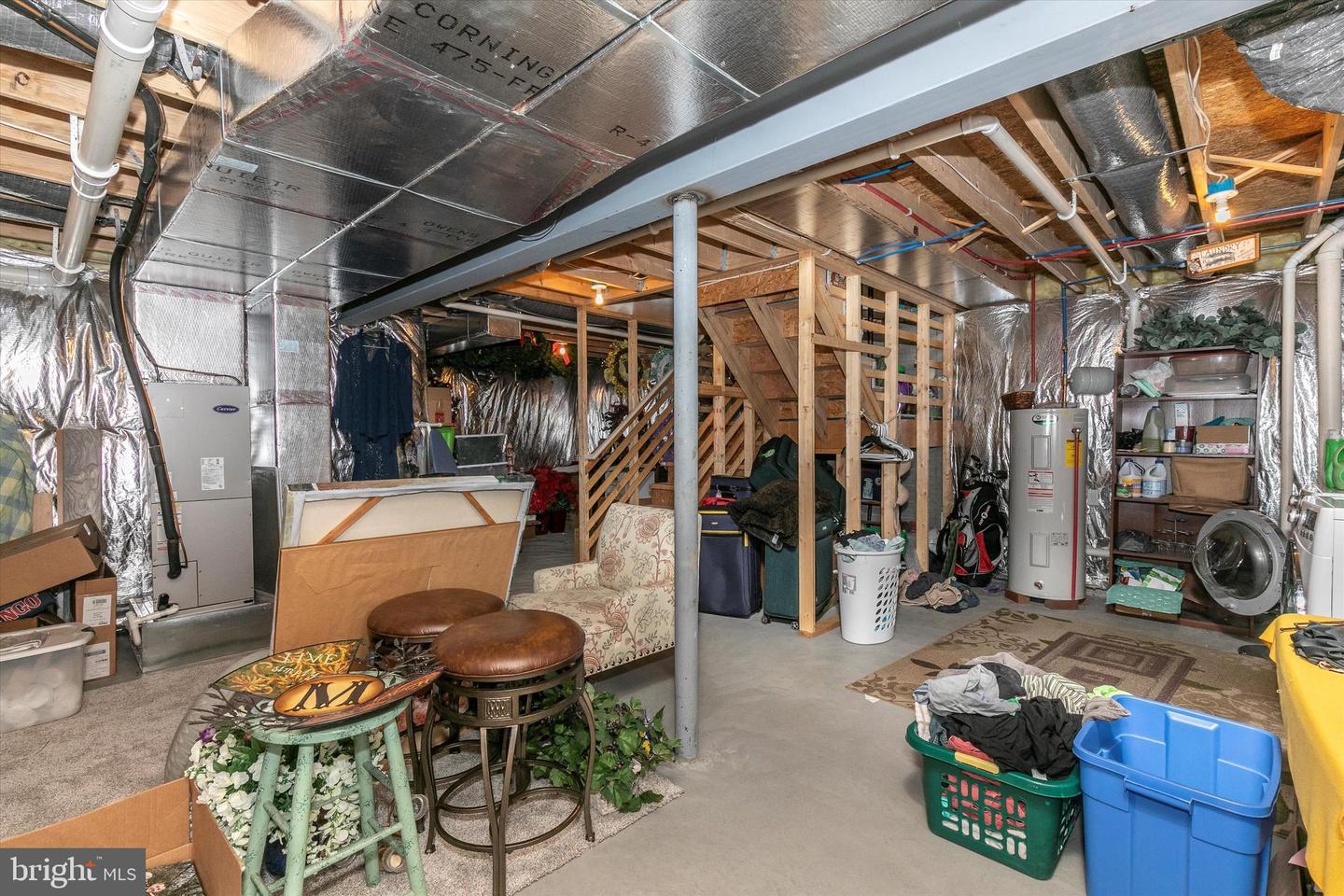 285 W Crest View LANE