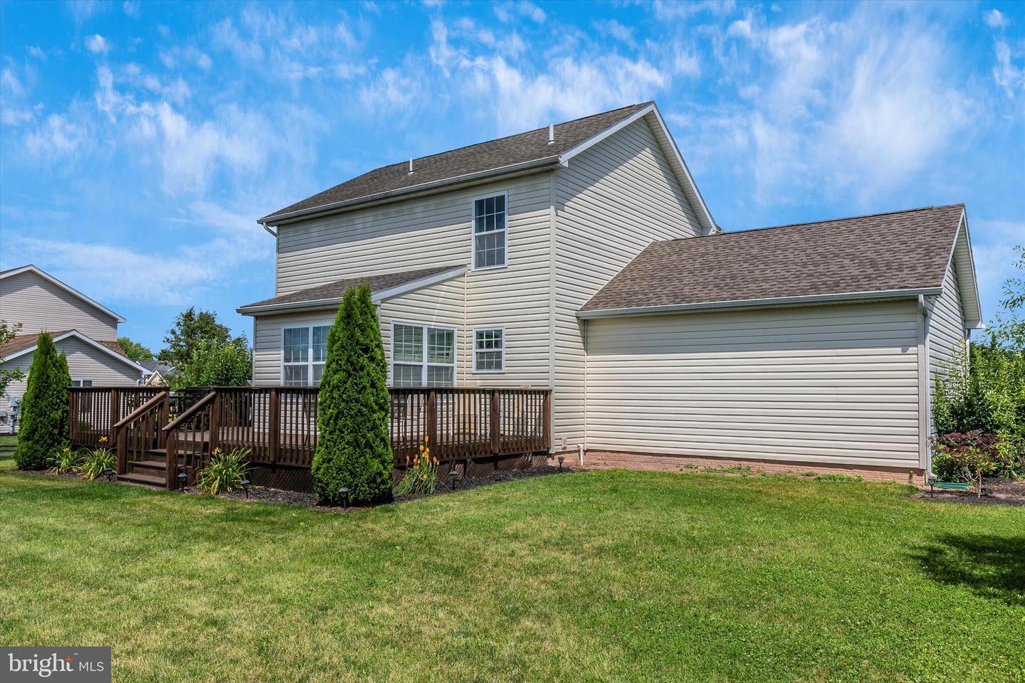 285 W Crest View LANE