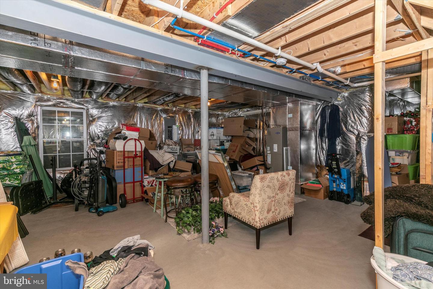 285 W Crest View LANE