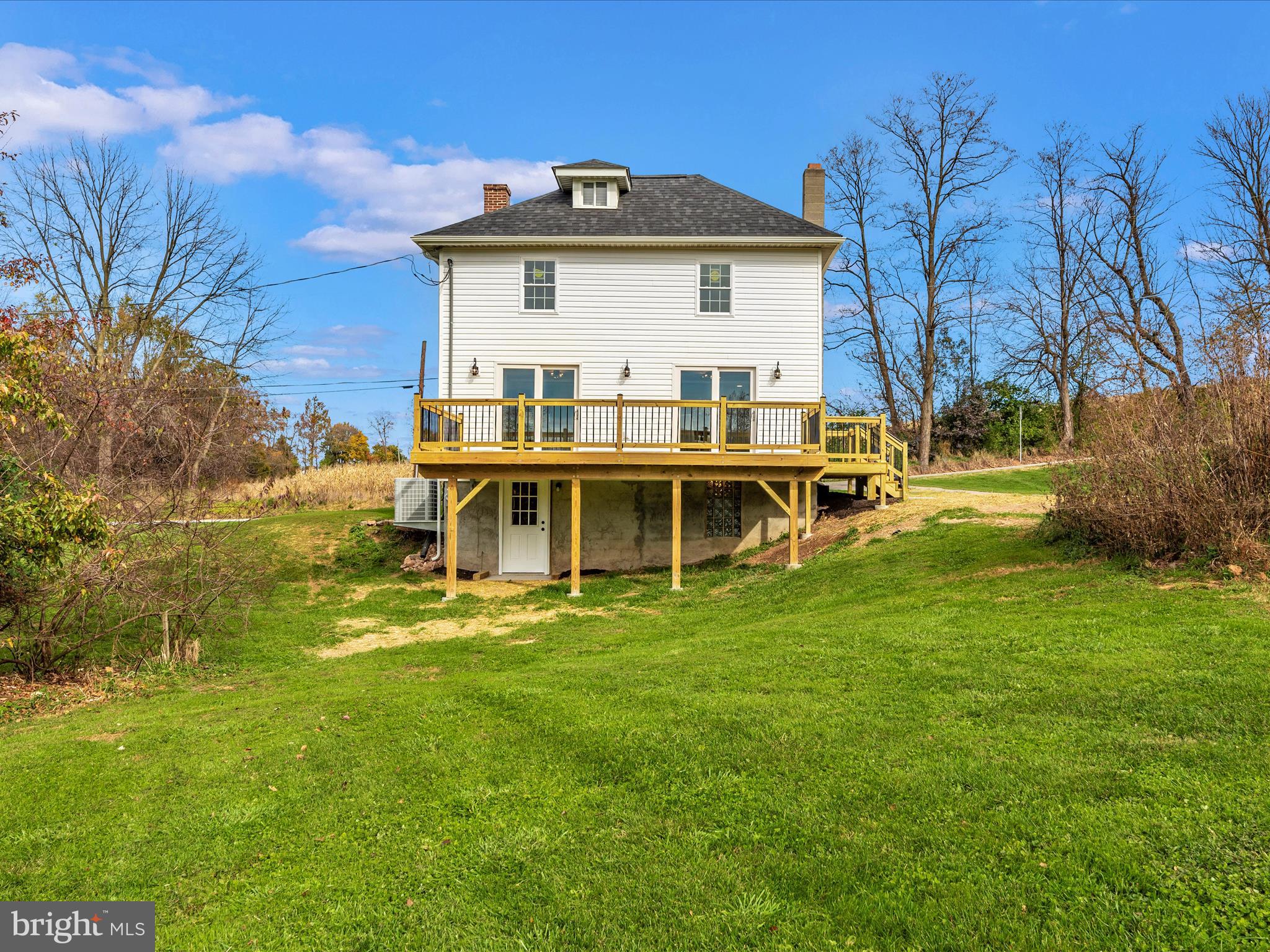 370 Mount Misery ROAD