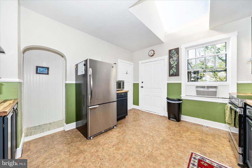 143 BRECKENRIDGE STREET