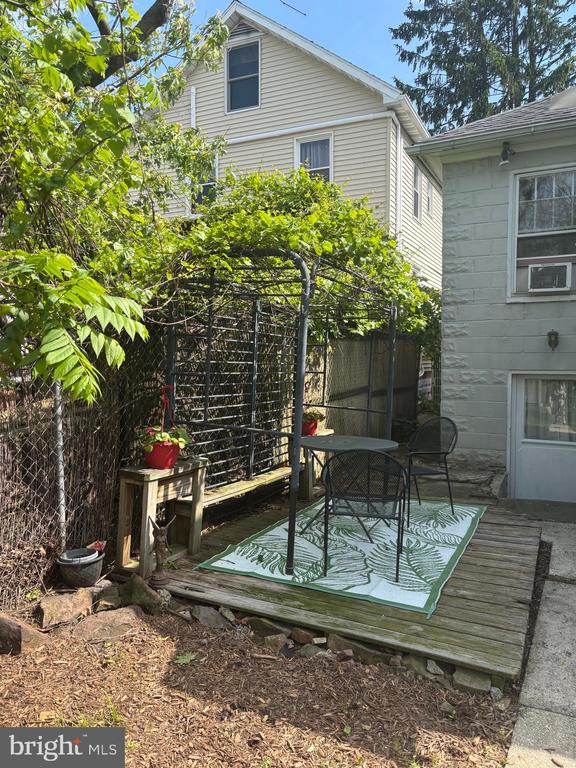 143 BRECKENRIDGE STREET