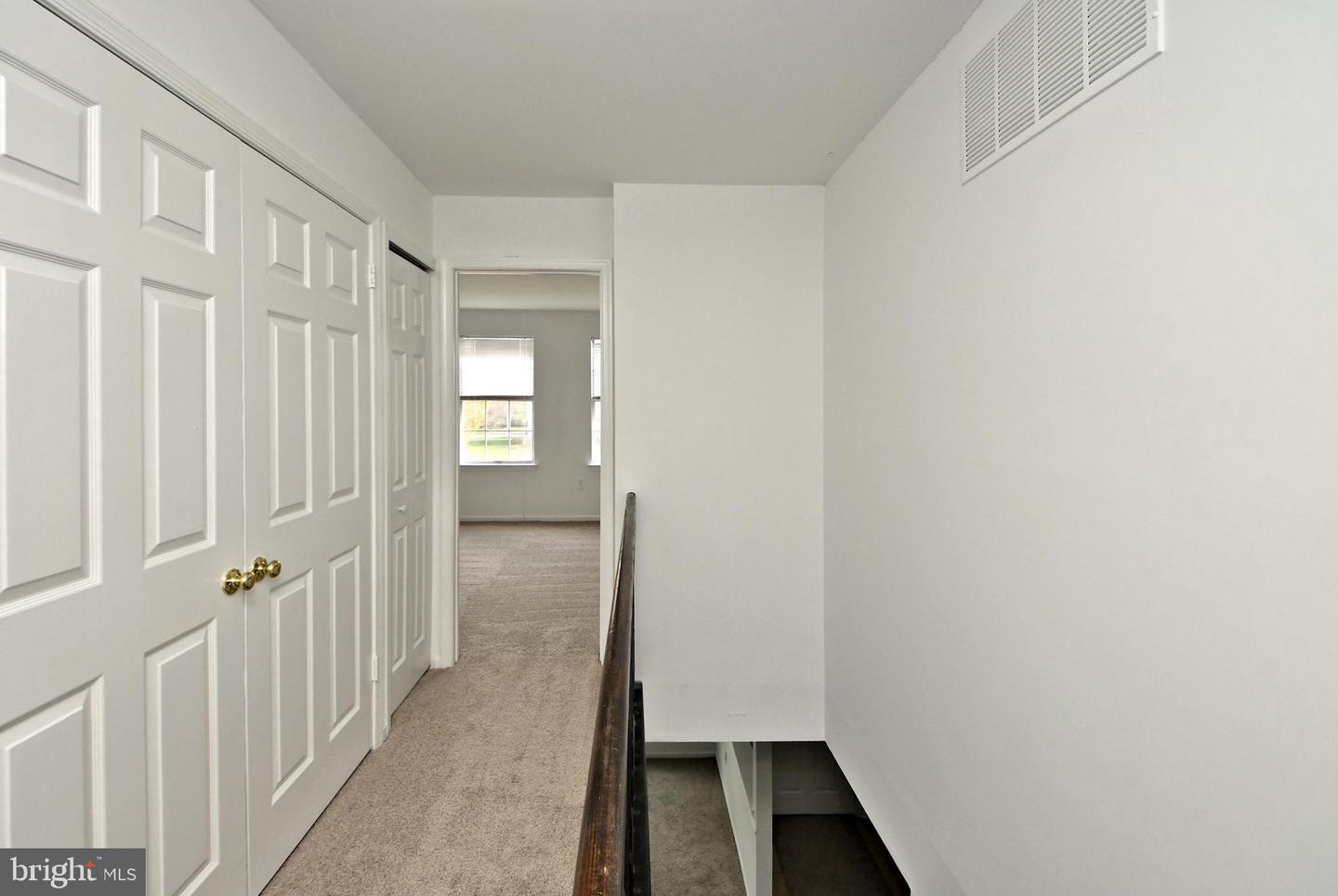 670 Gray CIRCLE