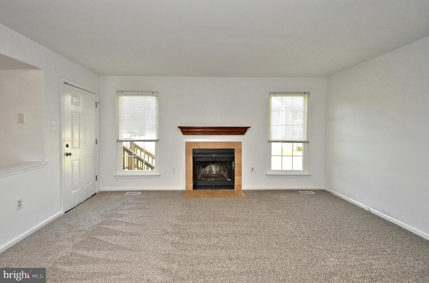 670 Gray CIRCLE