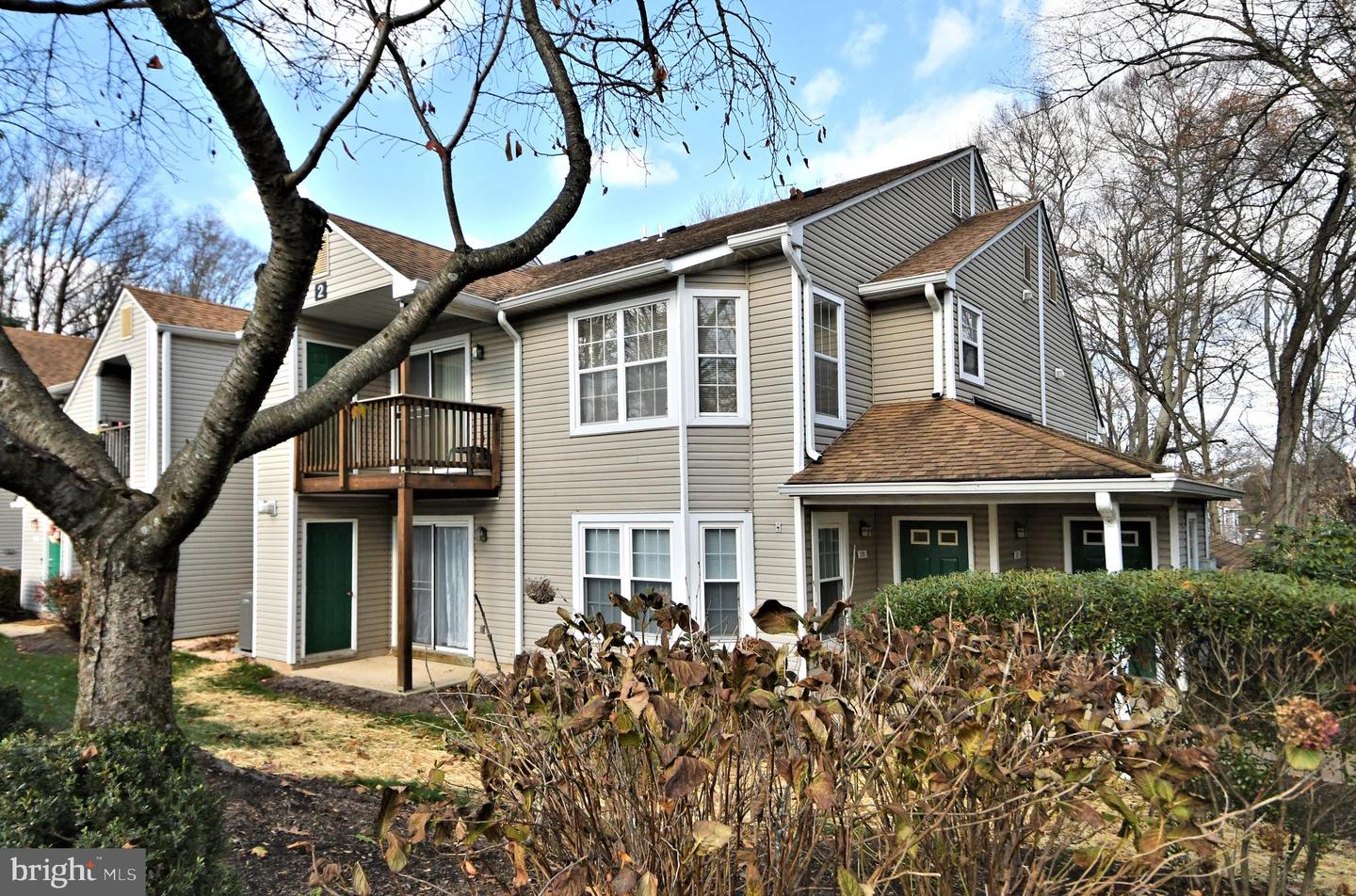208 Wyncoop COURT