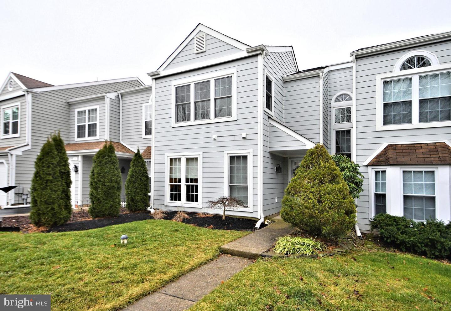 473 Trumbull COURT