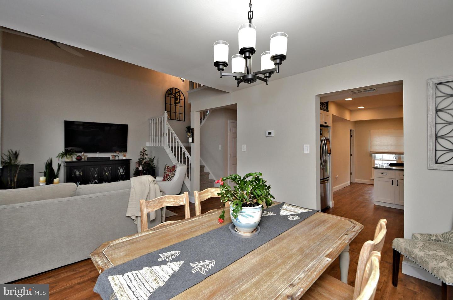 473 Trumbull COURT