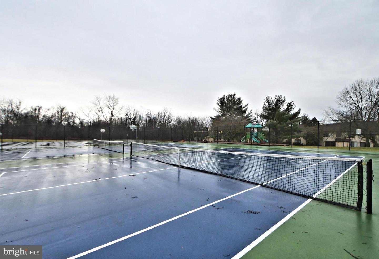 473 Trumbull COURT