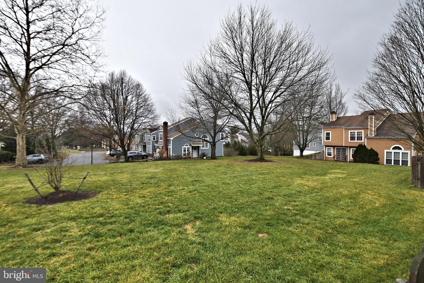 473 Trumbull COURT