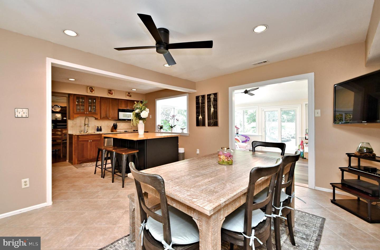 13 Remy PLACE