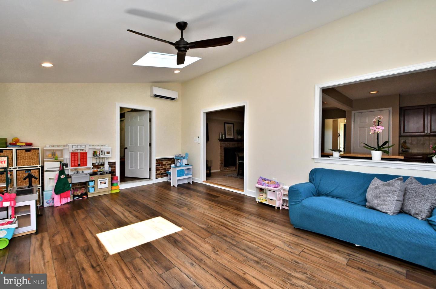 13 Remy PLACE