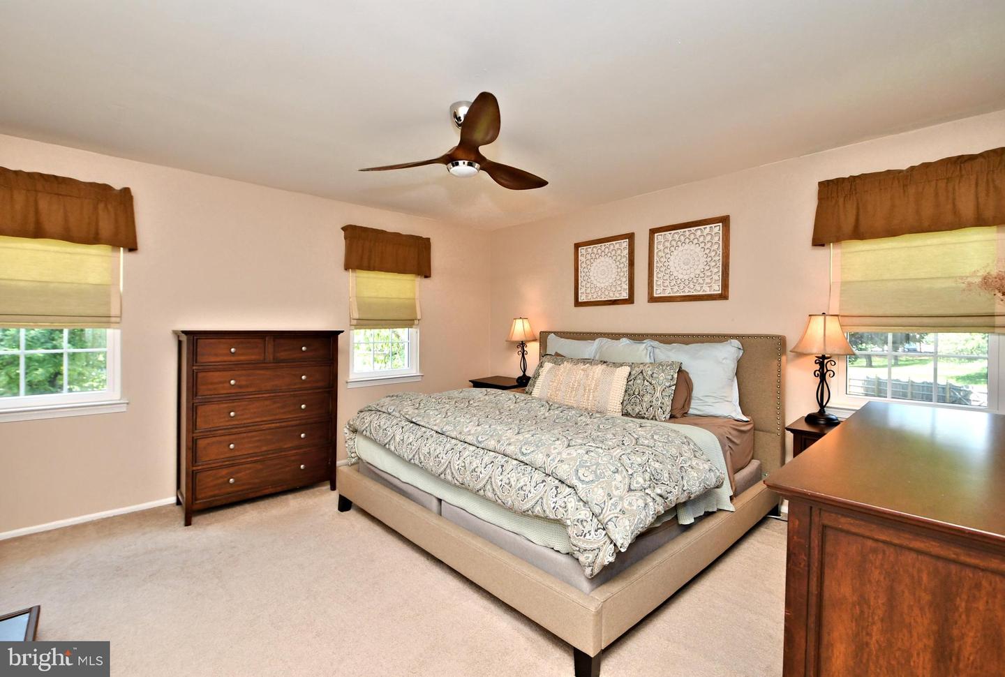 13 Remy PLACE