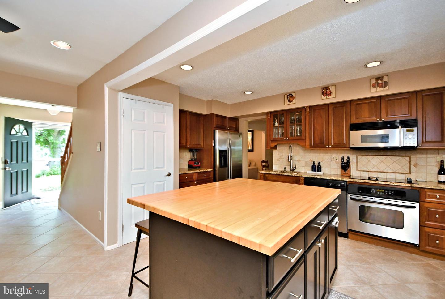 13 Remy PLACE