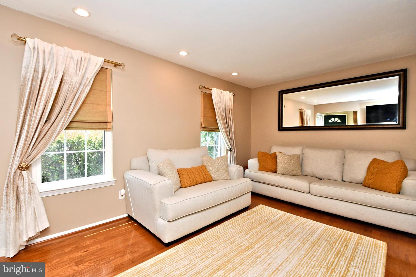 13 Remy PLACE