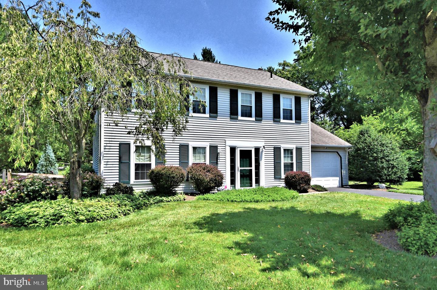 13 Remy PLACE
