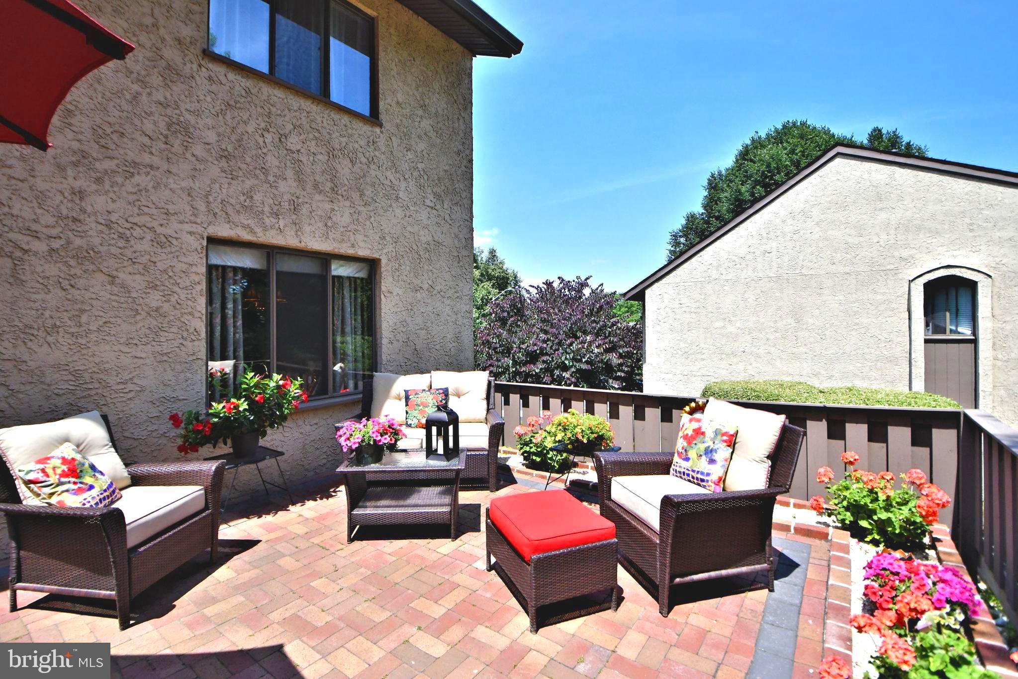 144 Golf Club Dr