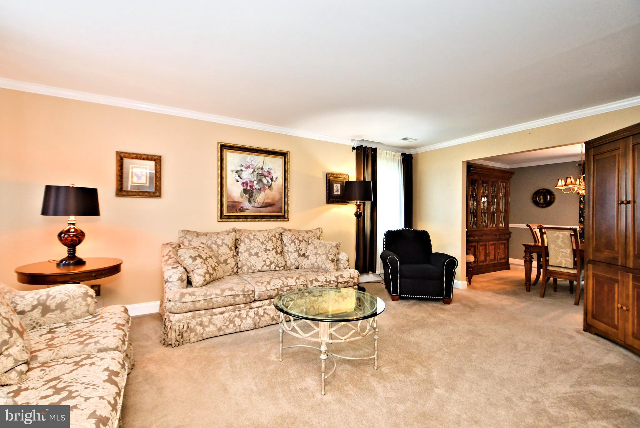 144 Golf Club Dr