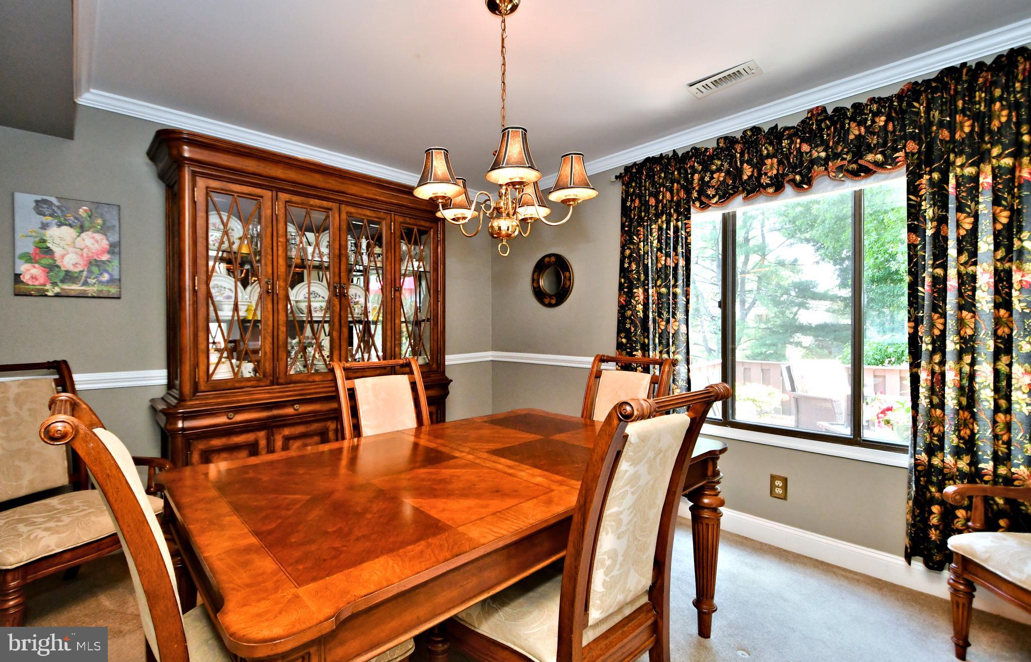 144 Golf Club Dr