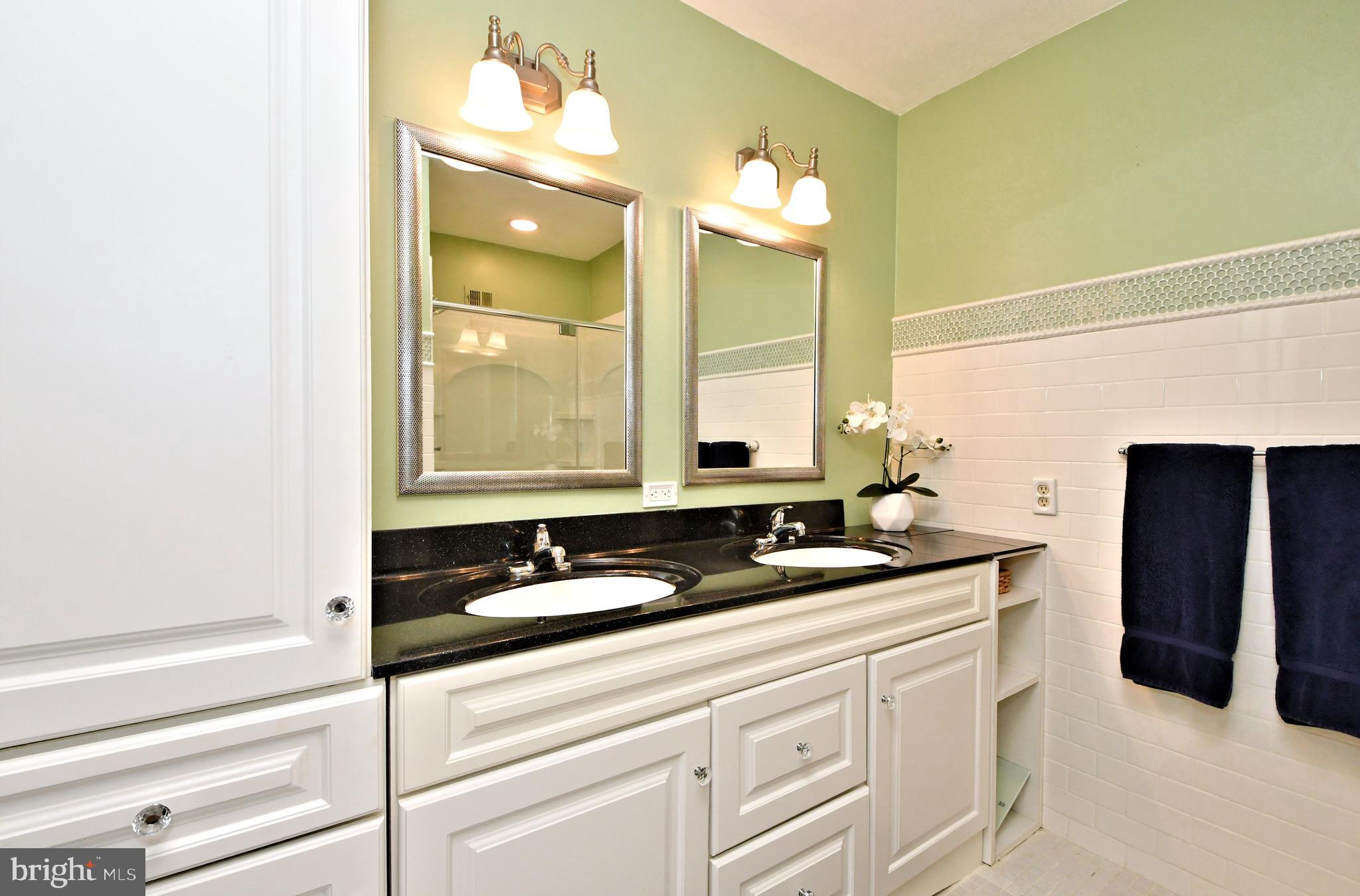 144 Golf Club Dr