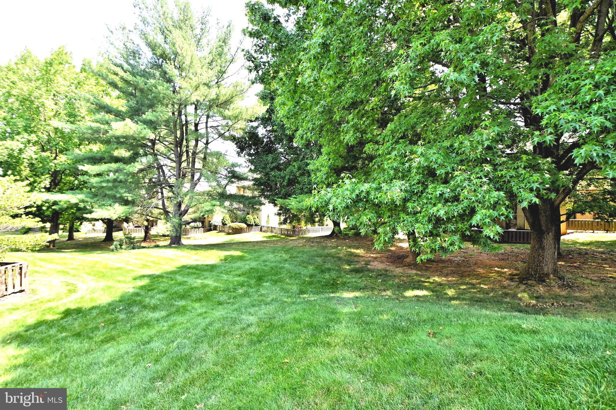 144 Golf Club Dr