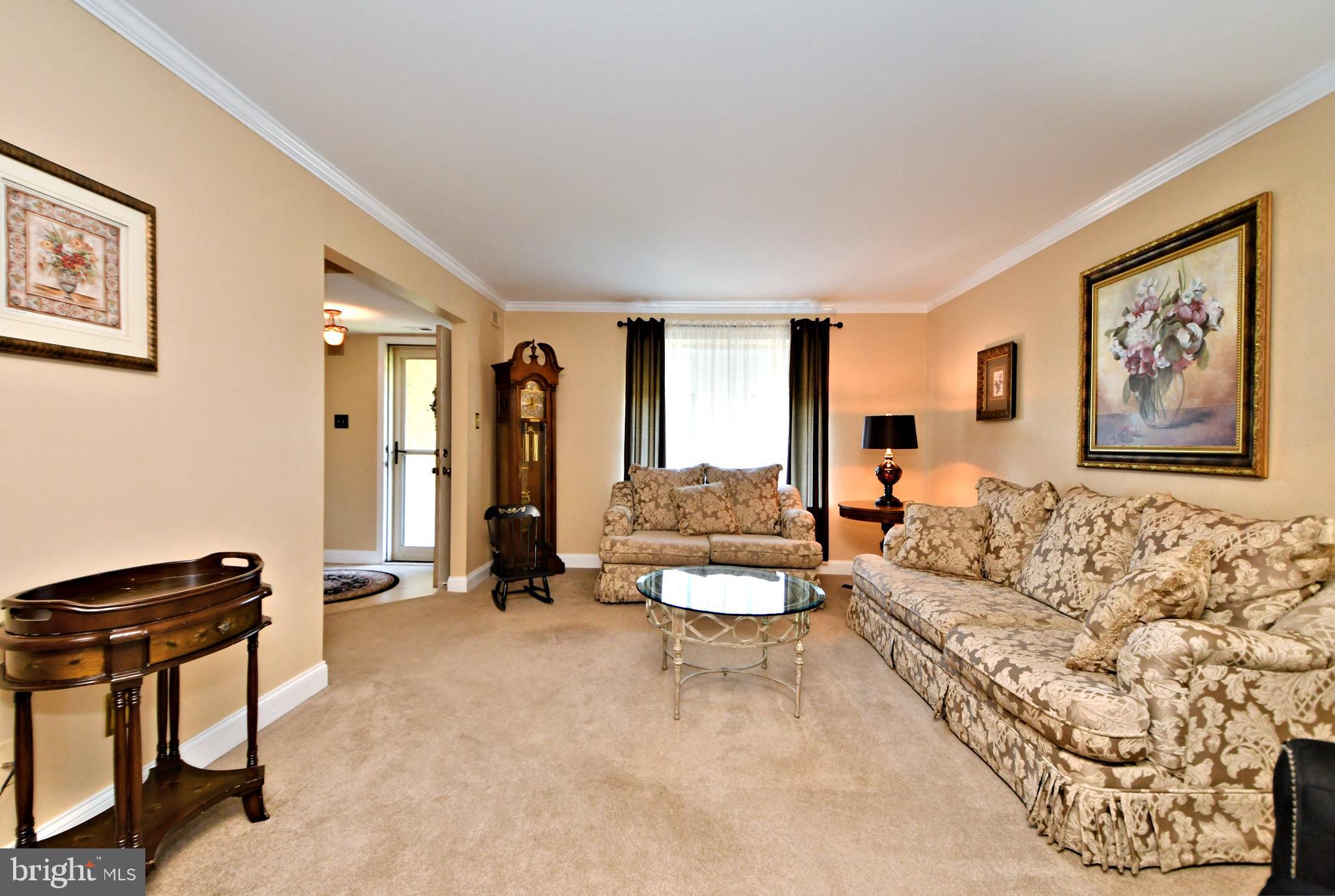 144 Golf Club Dr