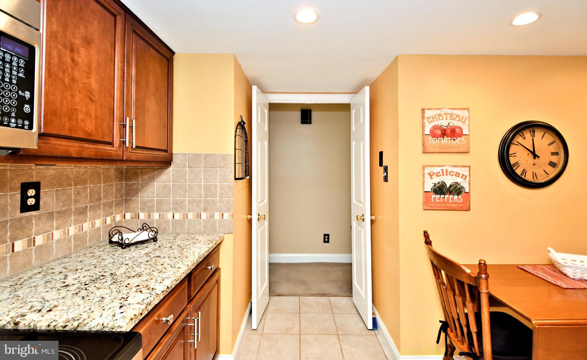 144 Golf Club Dr
