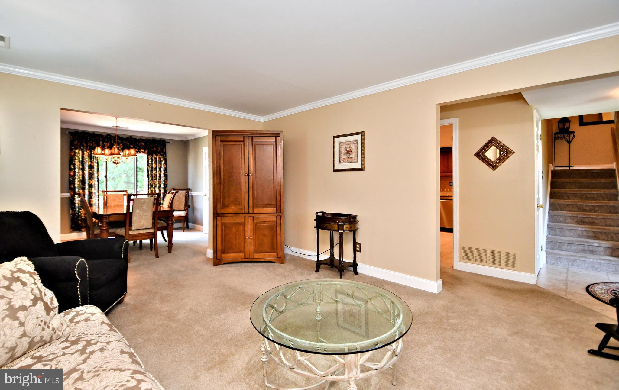 144 Golf Club Dr
