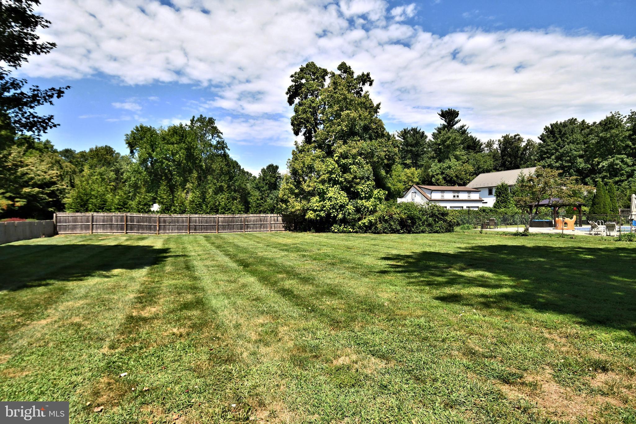 60 Black Rock Rd