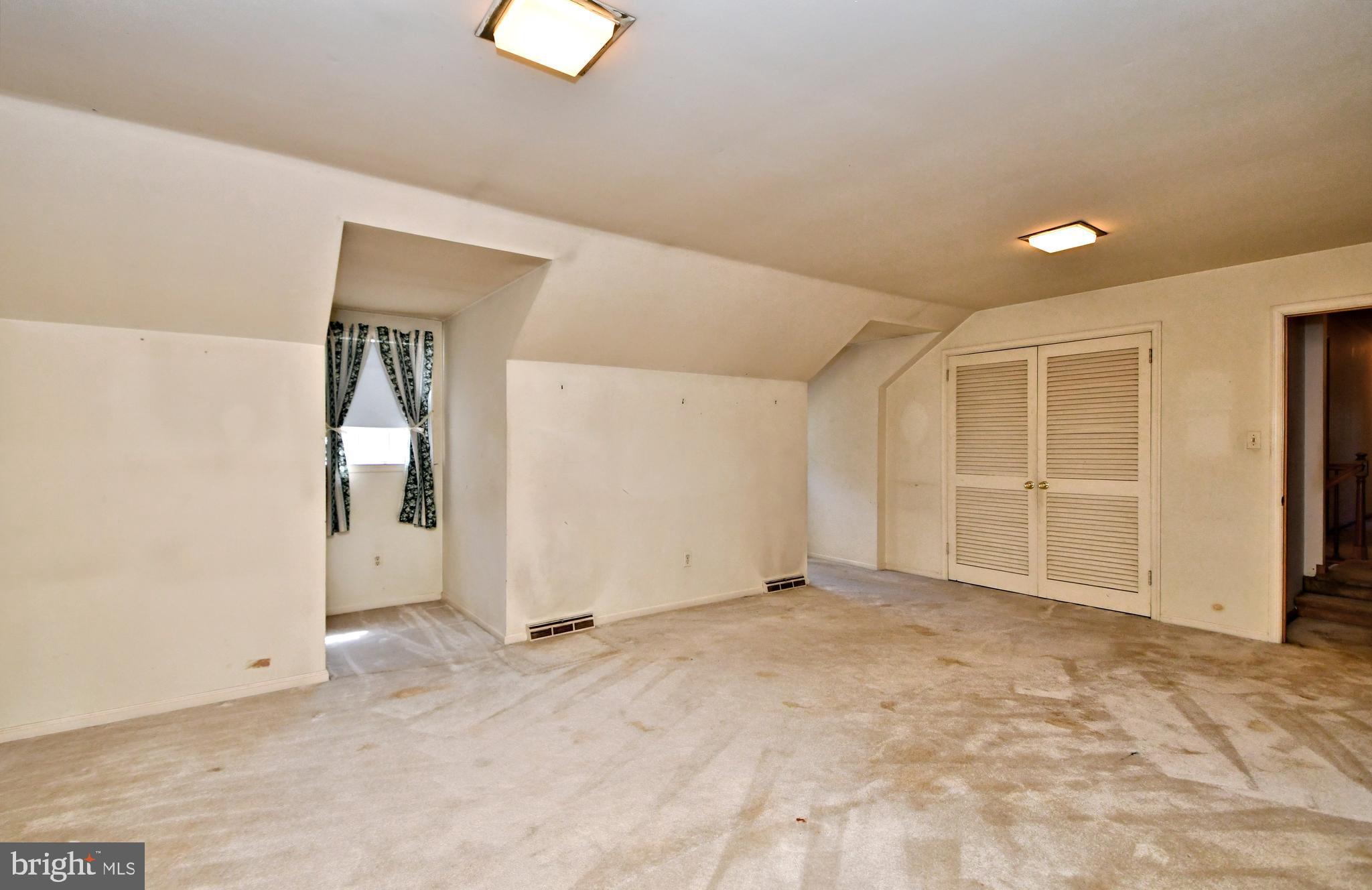 60 Black Rock Rd