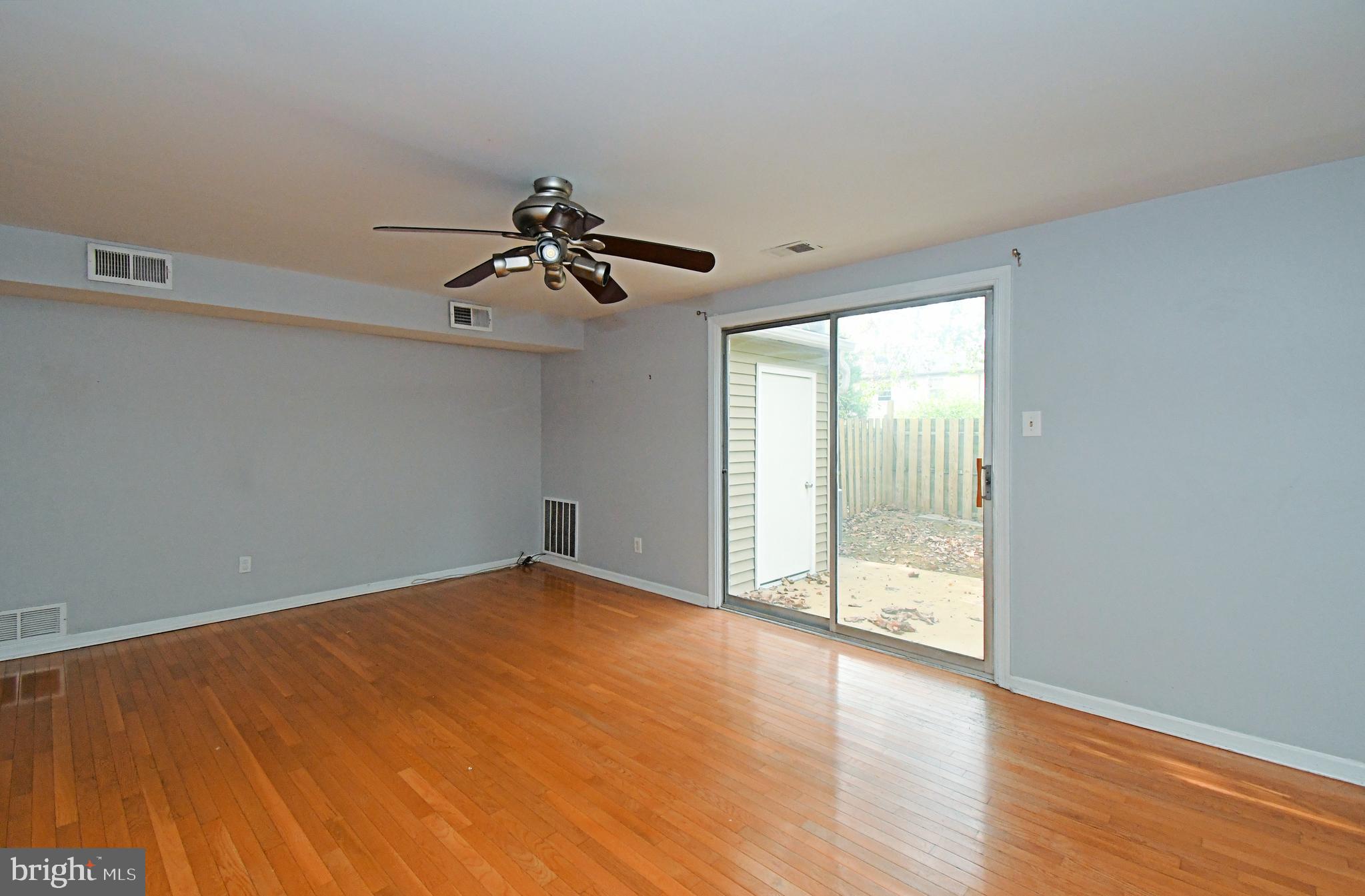 6 CONSTITUTION AVENUE