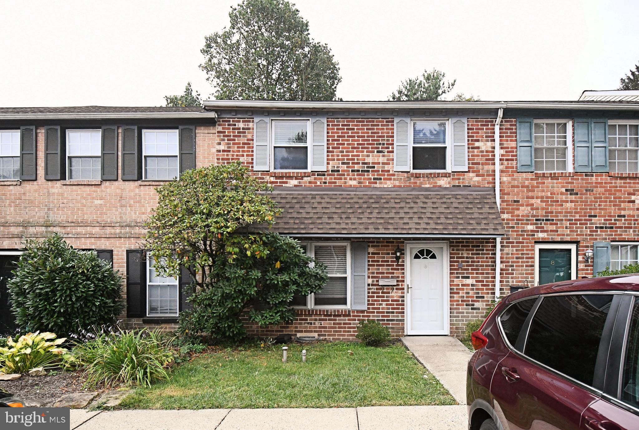 6 CONSTITUTION AVENUE