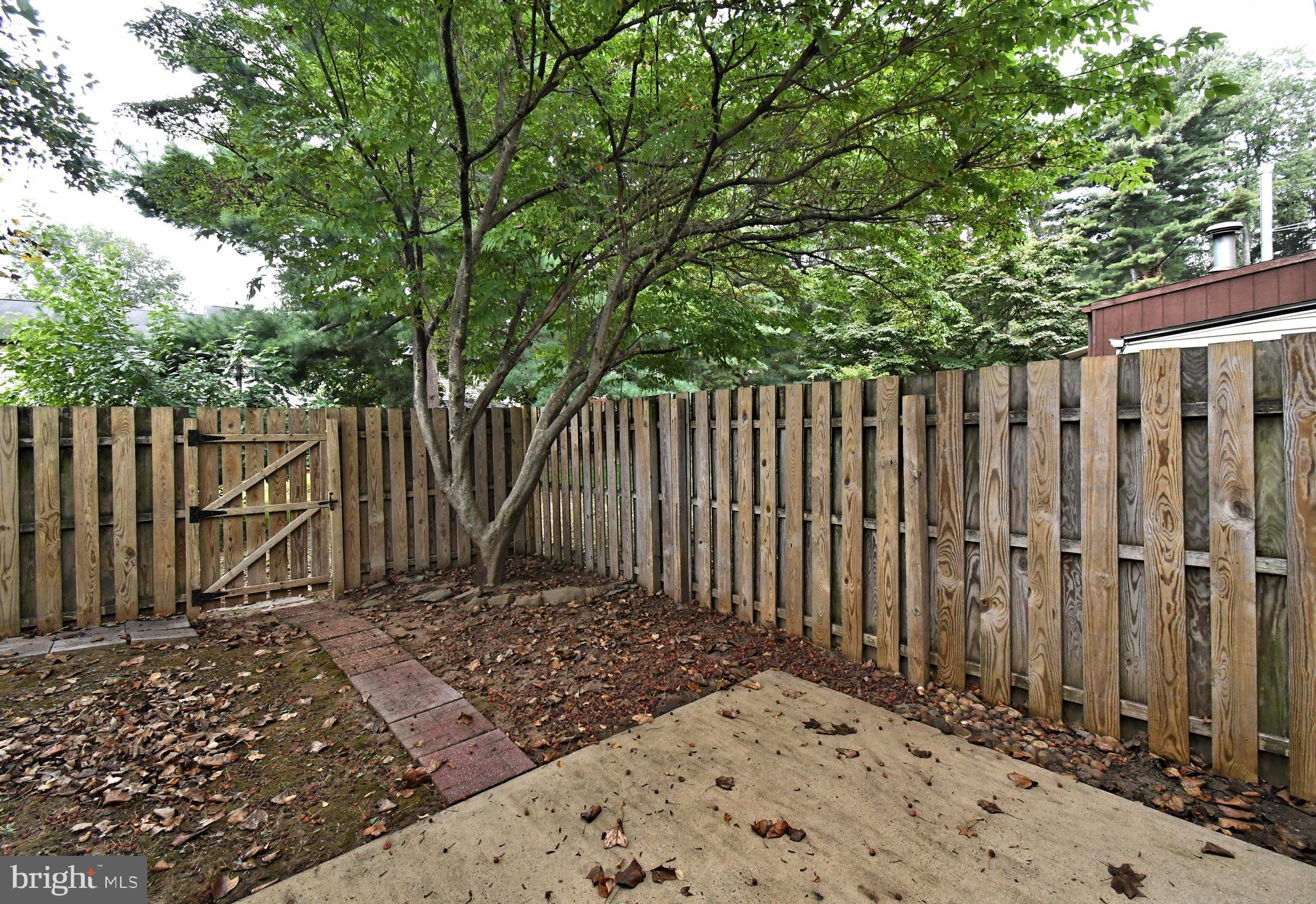 6 CONSTITUTION AVENUE