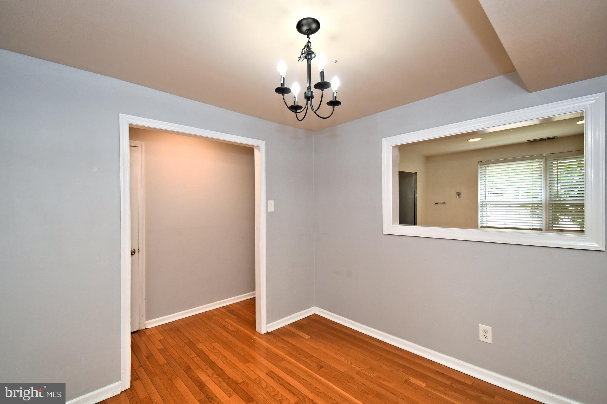 6 CONSTITUTION AVENUE