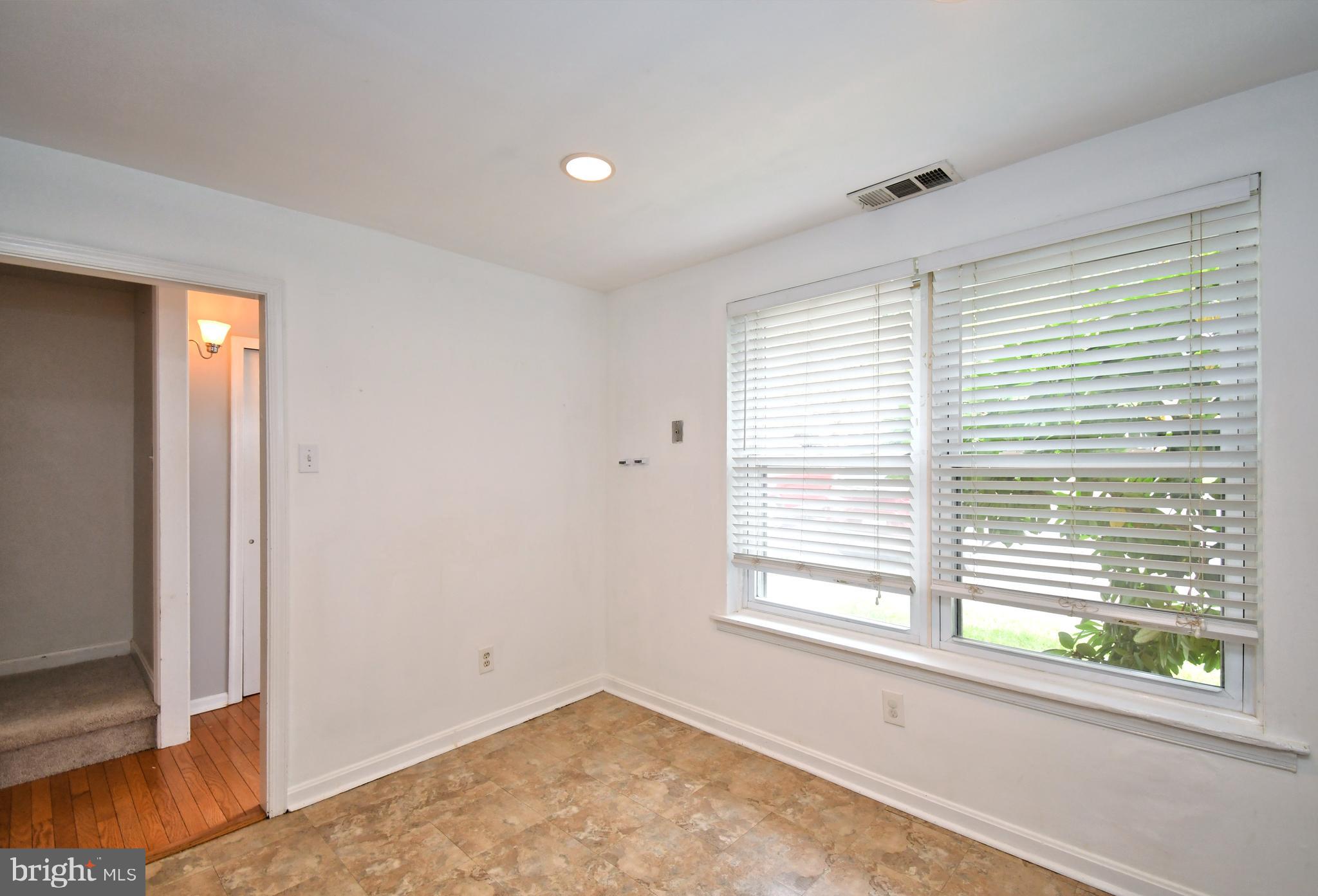 6 CONSTITUTION AVENUE