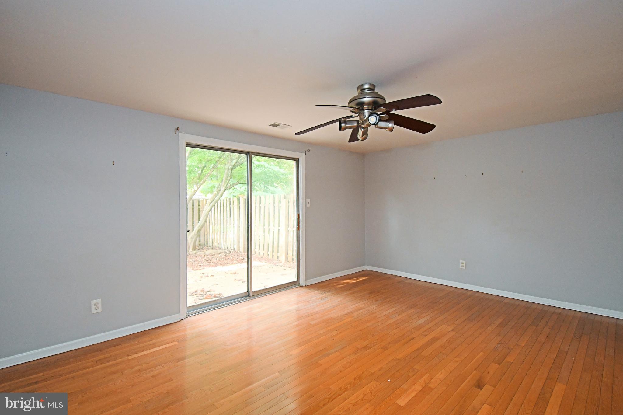 6 CONSTITUTION AVENUE