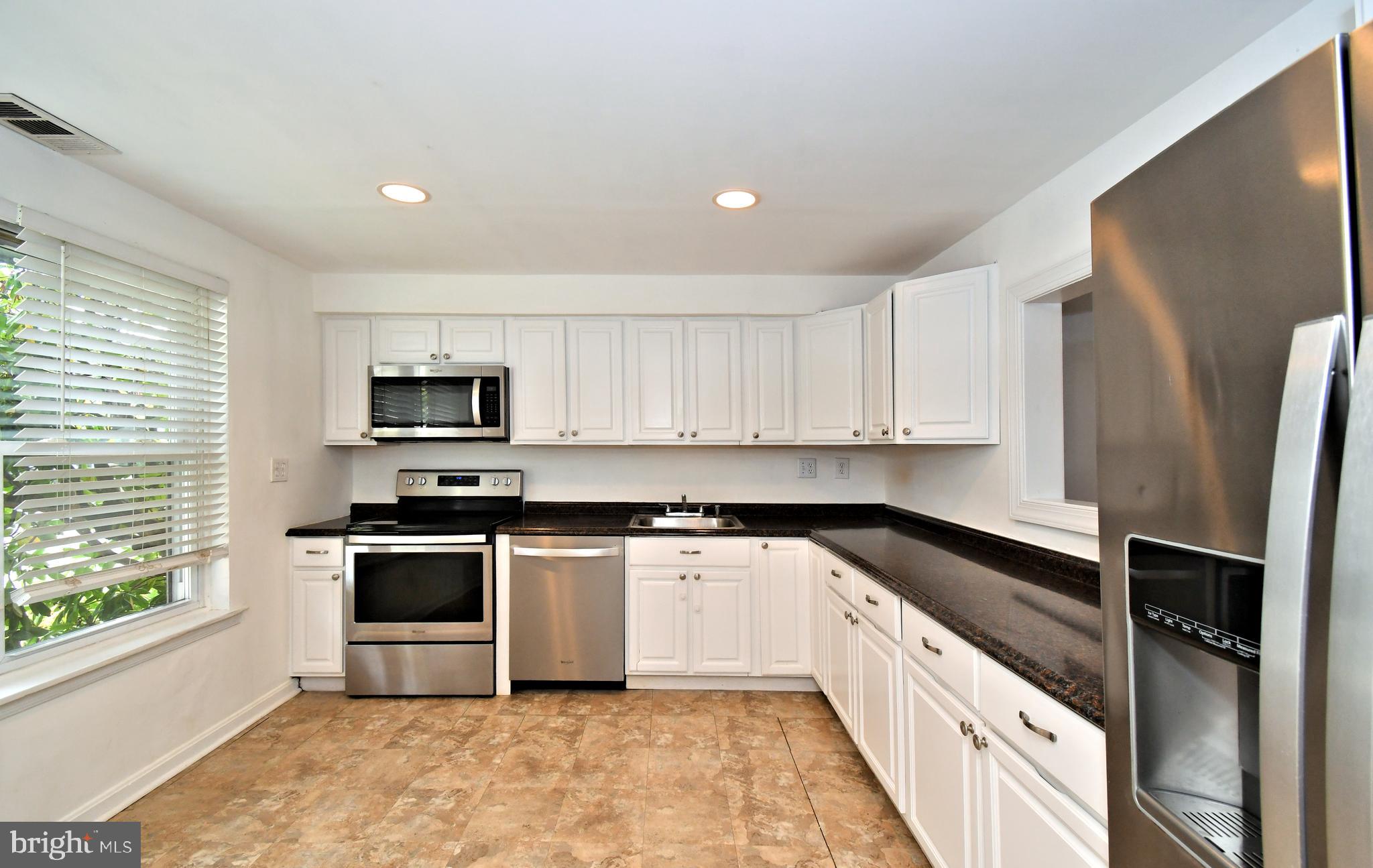 6 CONSTITUTION AVENUE