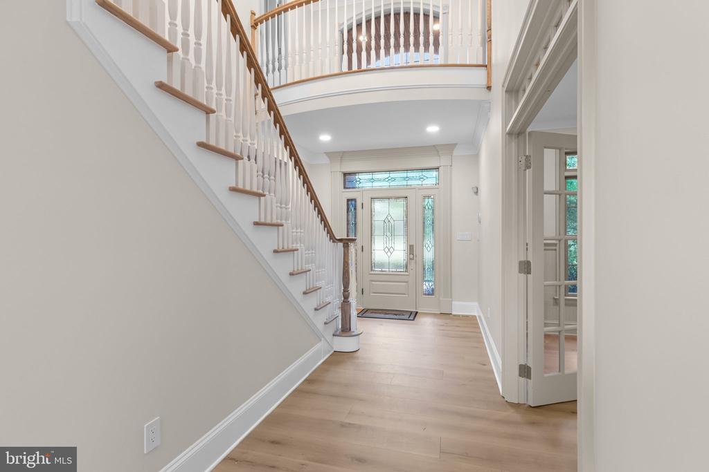 102 PICKWICK DRIVE