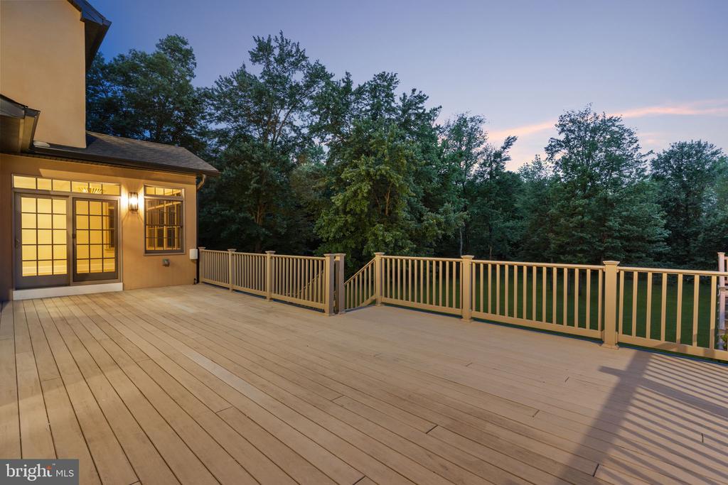 102 PICKWICK DRIVE