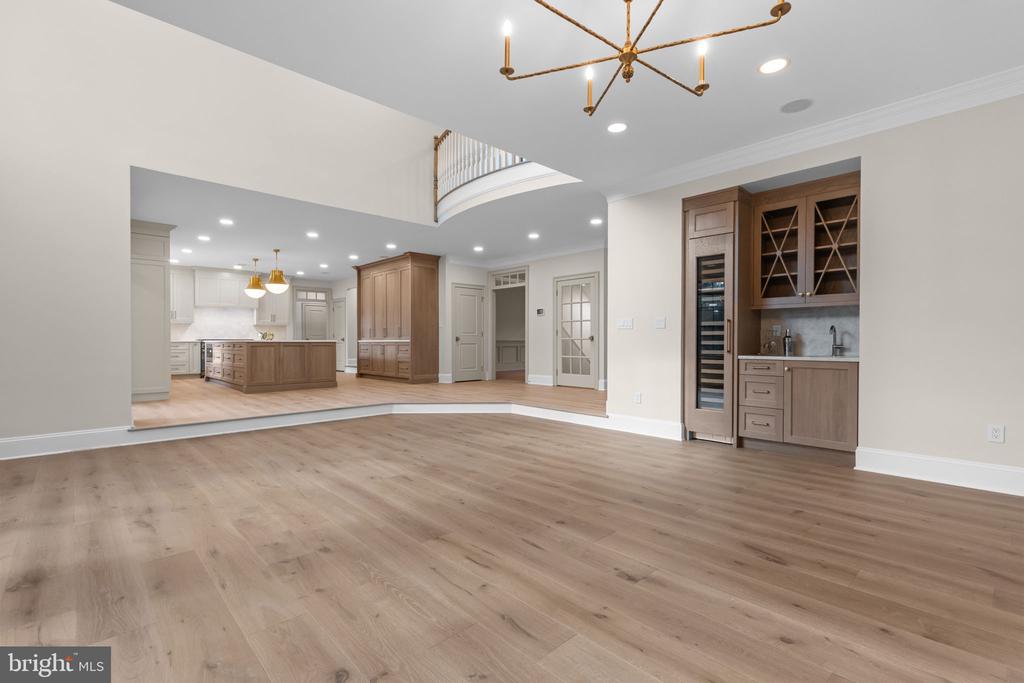 102 PICKWICK DRIVE