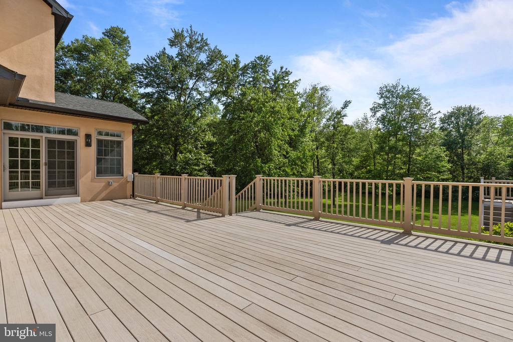 102 PICKWICK DRIVE