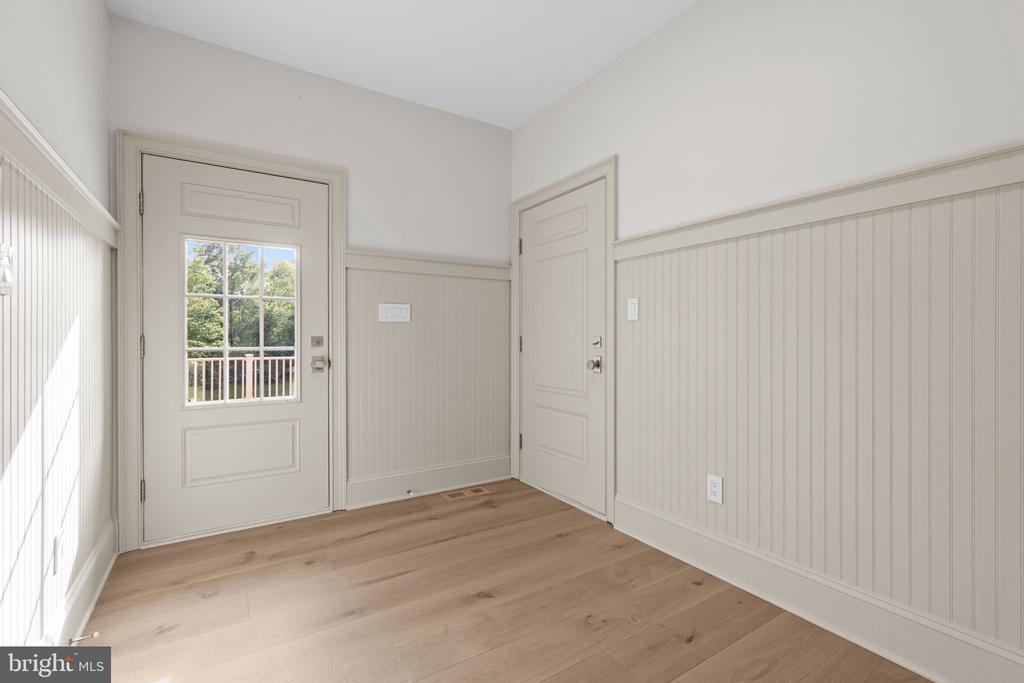102 PICKWICK DRIVE