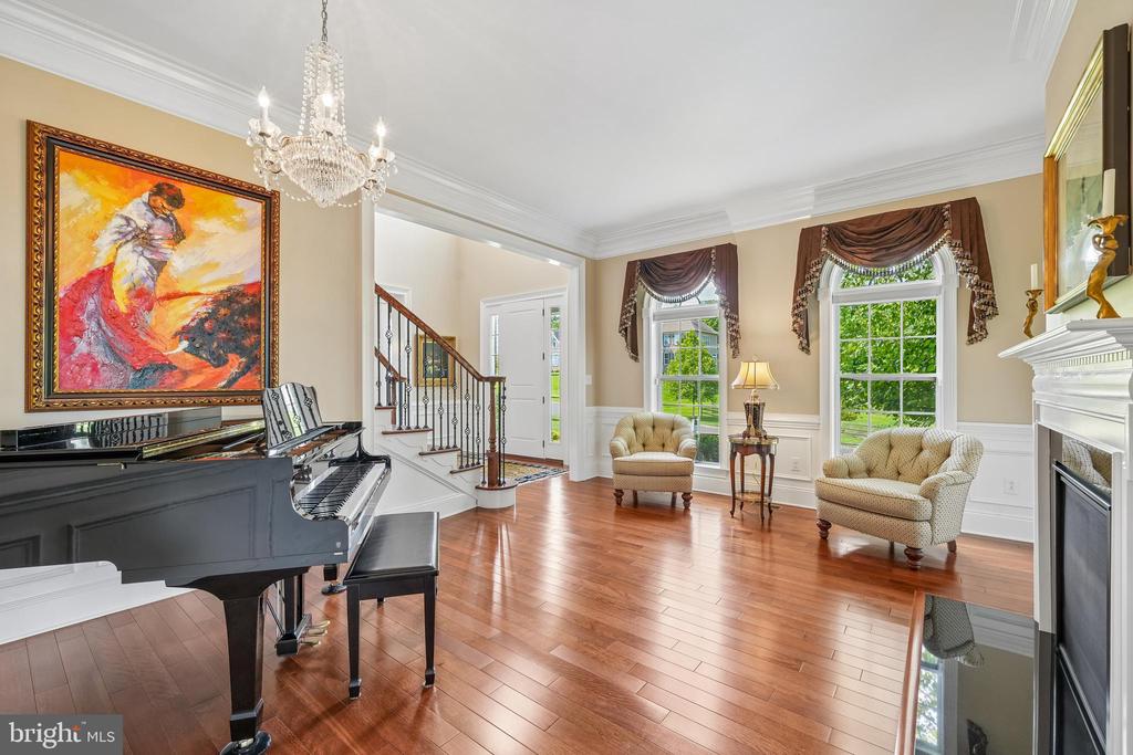 7 GOLDNEY DRIVE