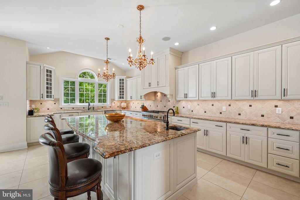 7 GOLDNEY DRIVE